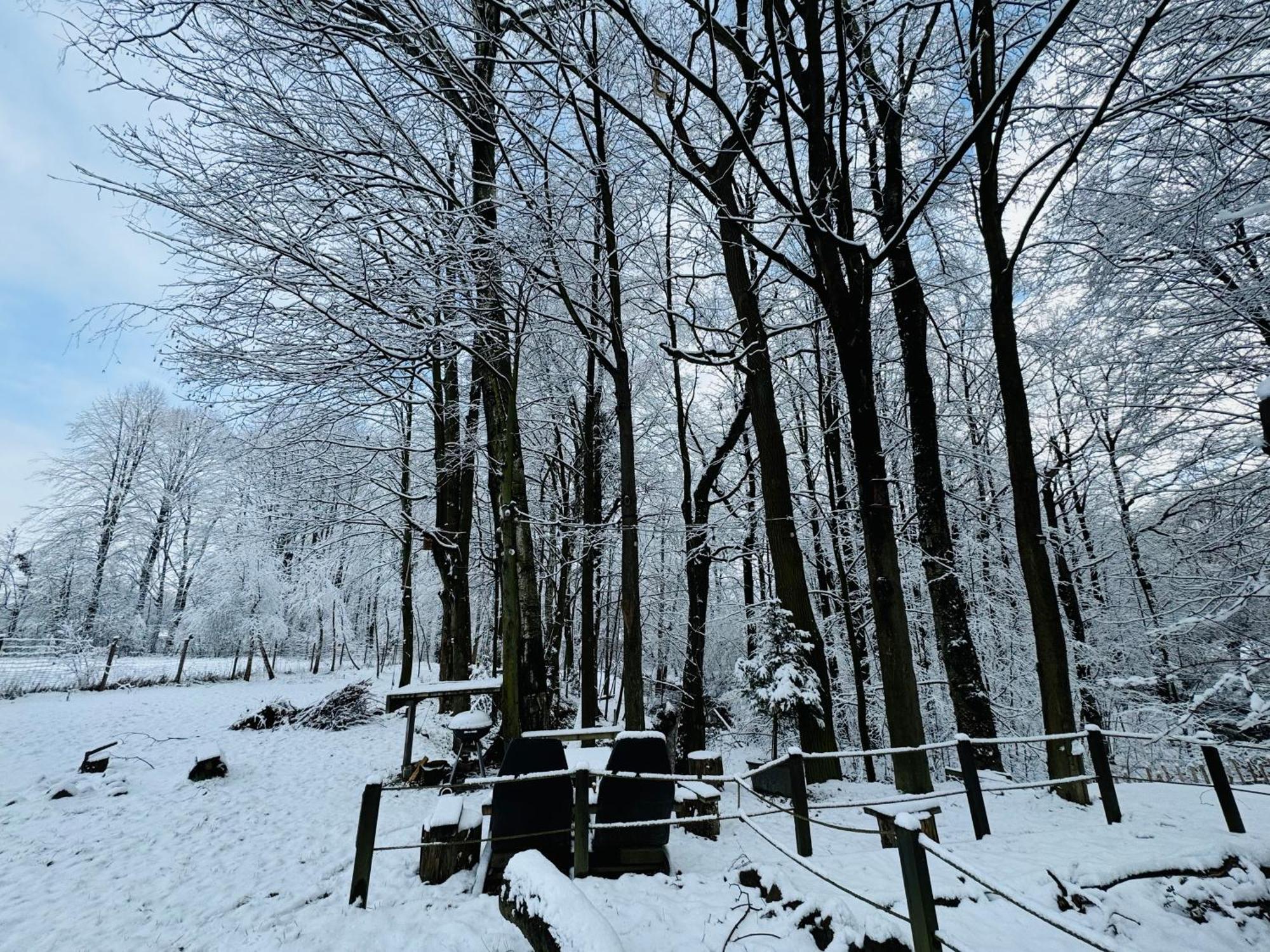 Romantyczna Chatka Pisarzowice  ภายนอก รูปภาพ